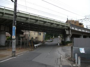 武蔵野線高架橋